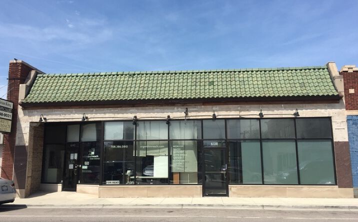 image of property at 6140 ROOSEVELT RD Oak Park IL 60304-2311