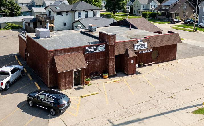 Pictures of Business for Sale, Retail property located at 10 E Hitt Street, Mount Morris, IL 61054 for sales - image #1