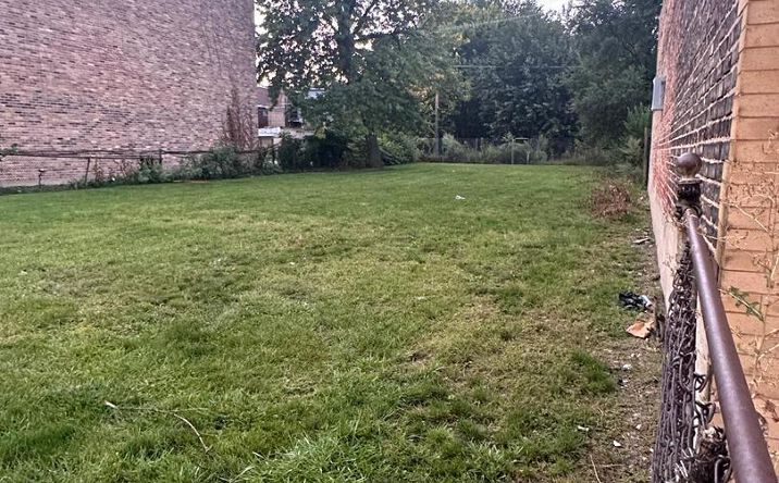 Pictures of Land, Multifamily property located at 7210 S Wentworth Avenue, Chicago, IL 60621 for sales - image #1