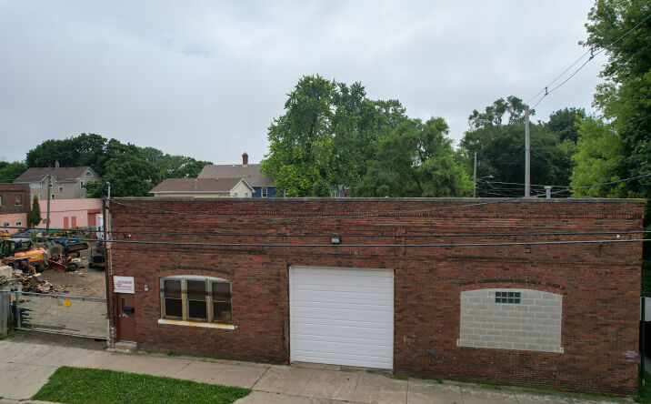 Pictures of Business for Sale, Retail property located at 509 May Street, Waukegan, IL 60085 for sales - image #1