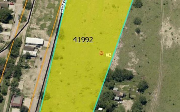 Pictures of Land property located at 3775 W US Highway 83 W, Rio Grande City, TX 78582 for sales - image #1