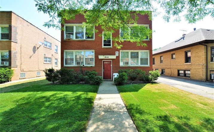 image of property at 8245 KILPATRICK AVE Skokie IL 60076-2544