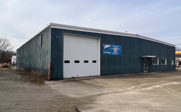 Pictures of Business for Sale, Industrial property located at 649 W Lincolnway Road, Morrison, IL 61270 for sales - image #1