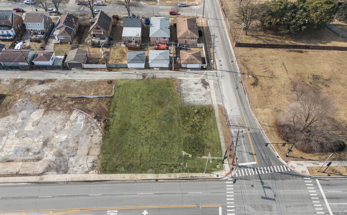 Pictures of Land property located at 9100 S Kedzie Avenue, Evergreen Park, IL 60805 for sales - image #1
