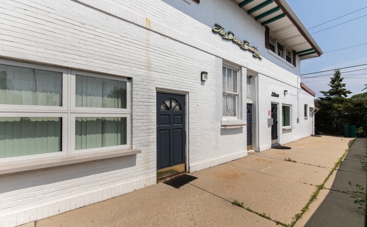 Pictures of Mixed Use, Industrial, Multifamily, Retail property located at 1330 Webford Avenue, Des Plaines, IL 60016 for sales - image #1