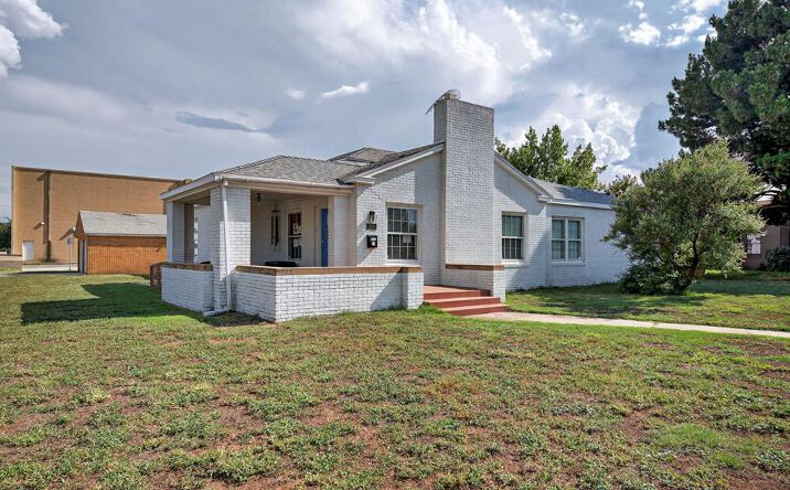 image of property at 1601 W TEXAS AVE Midland TX 79701-6558