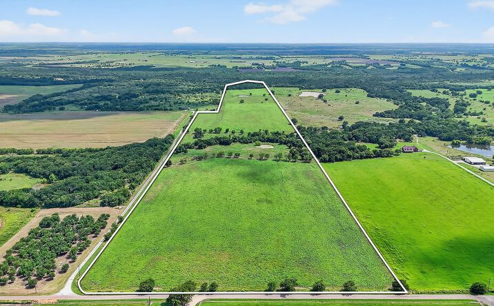 Pictures of Land property located at TBD Hog Town Road, Collinsville, TX 76233 for sales - image #1