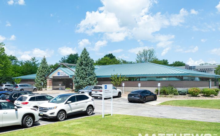 Pictures of Office property located at 1455 29th St, West Des Moines, IA 50266 for sales - image #1