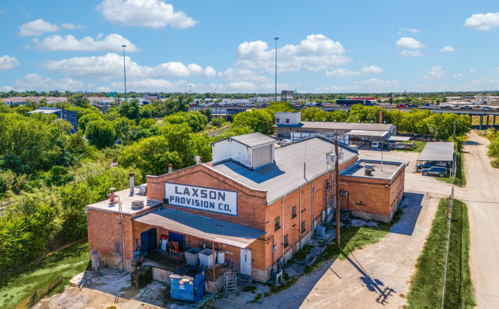Pictures of Industrial property located at 264 W Lachapelle, San Antonio, TX 78204 for sales - image #1