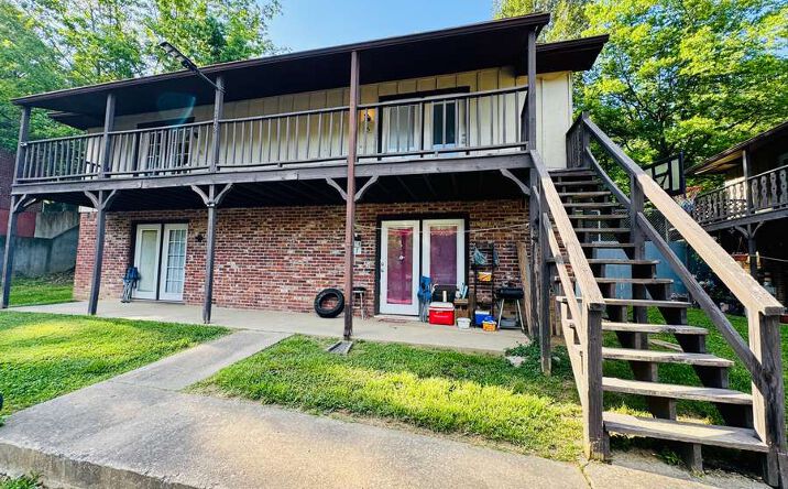 Pictures of Multifamily property located at 1111 & 1113 Cape Hills Dr, Cape Girardeau, MO 63701 for sales - image #1