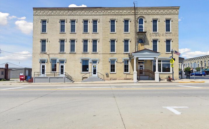 Pictures of Retail, Office property located at 1101 1st Center Avenue, Brodhead, WI 53520 for sales - image #1