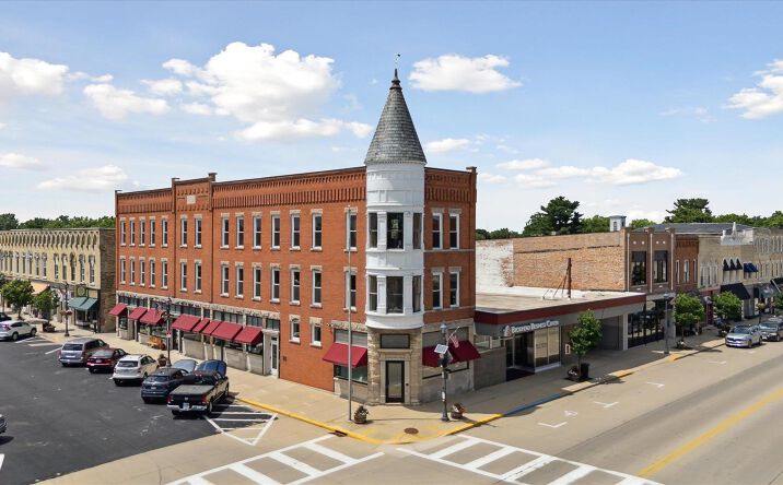 Pictures of Office property located at 1035 1st Center Avenue, Brodhead, WI 53520 for sales - image #1