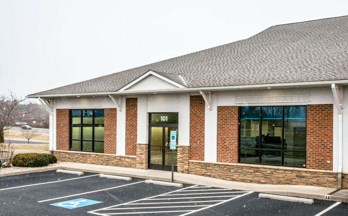 Pictures of Office, Retail property located at 16 Gosnell Crossing, Staunton, VA 24401 for sales - image #1