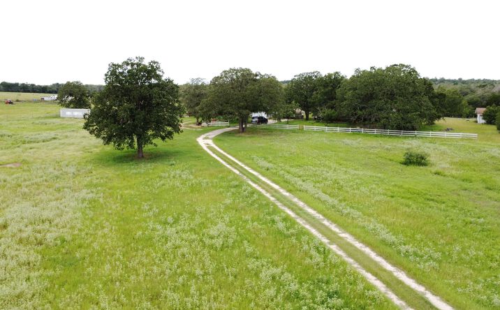 Pictures of Land property located at 2190 Co Rd 482, Thrall, TX 76578 for sales - image #1