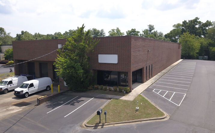 image of property at 10725 JOHN PRICE RD A Charlotte NC 28273-4529