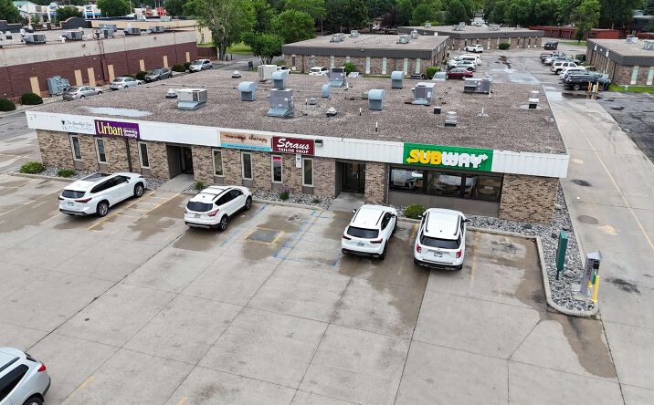 Pictures of Retail, Office property located at 1326 25th St S, Fargo, ND 58103 for sales - image #1