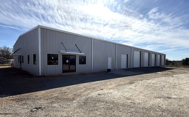 Pictures of Industrial, Office property located at 7224 Bennett Lawson Rd, Mansfield, TX 76063 for sales - image #1