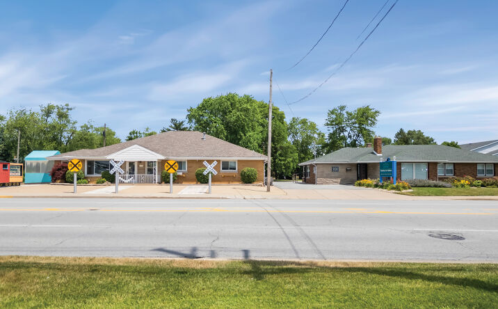 Pictures of Office property located at 2303 45th St, Highland, IN 46322, 2309 45th St, Highland, IN 46322 for sales - image #1