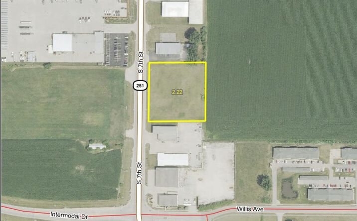 Pictures of Land property located at 1091 S 7th Street, Rochelle, IL 61068 for sales - image #1