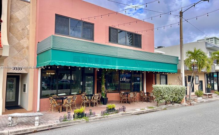 Pictures of Business for Sale property located at 3337 NE 33rd St, Fort Lauderdale, FL 33308 for sales - image #1