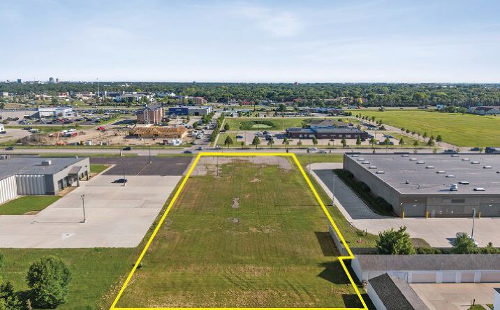 Pictures of Land property located at 1205 30th Ave S, Moorhead, MN 56560 for sales - image #1