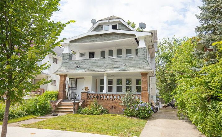 Pictures of Multifamily property located at 1000 Eddy Rd, Cleveland, OH 44108 for sales - image #1