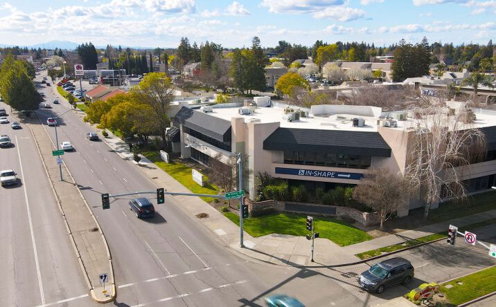 Pictures of Office property located at 2321 W March Ln, Stockton, CA 95207 for sales - image #1