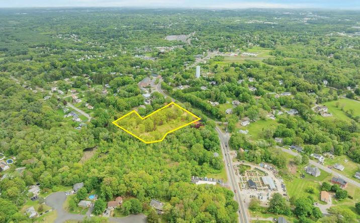 Pictures of Mixed Use, Land property located at 562 Boston Rd, Billerica, MA 01821 for sales - image #1