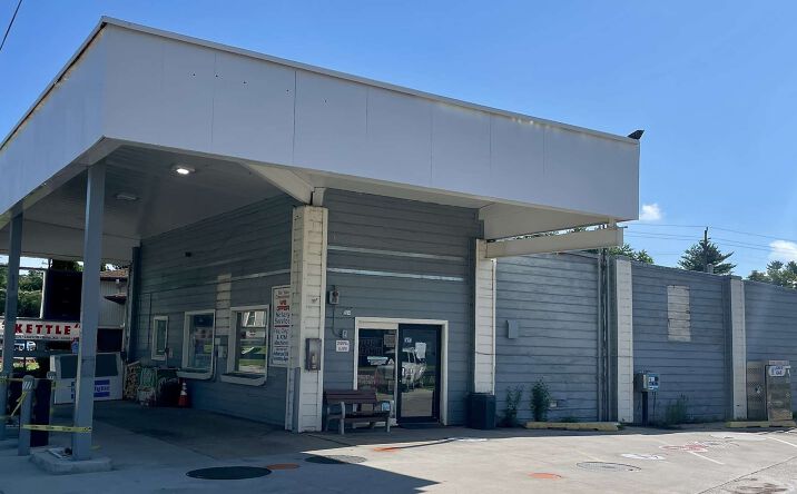 Pictures of Retail property located at 214 Grove St, Eagle, WI 53119 for sales - image #1