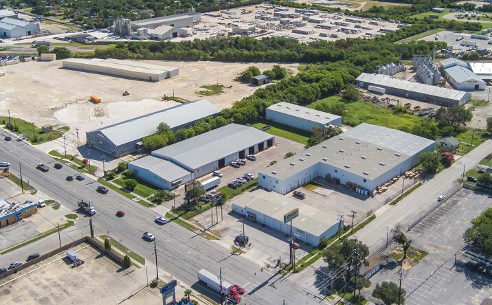 Pictures of Industrial property located at 204 N WW White, San Antonio, TX 78219 for sales - image #1