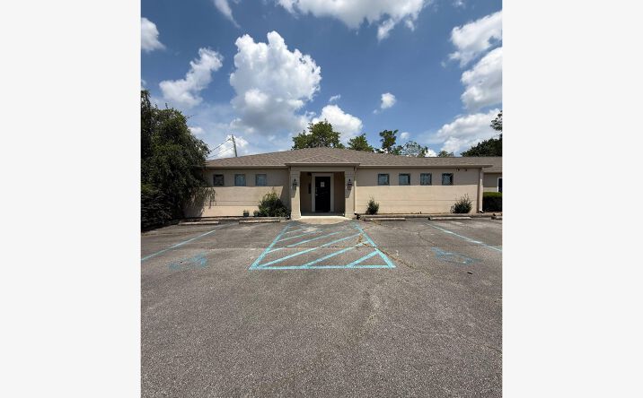 Pictures of Industrial, Office property located at 1300 Putman Dr NW, Huntsville, AL 35816 for sales - image #1