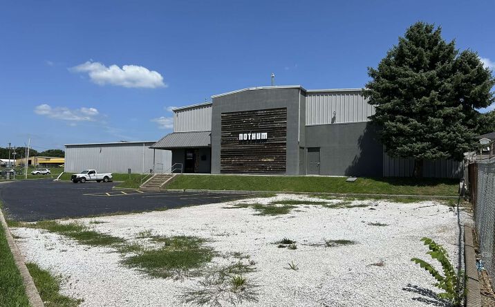 Pictures of Industrial property located at 631 S Kansas Ave, Springfield, MO 65802 for sales - image #1