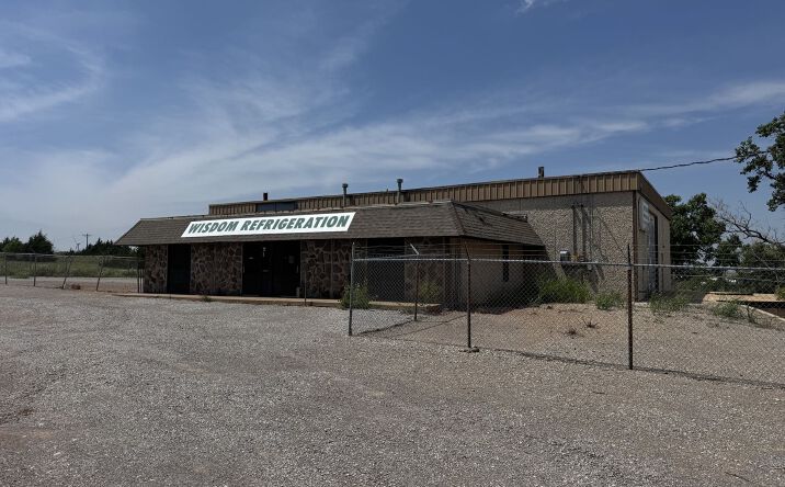 Pictures of Industrial property located at 10121 OK-54, Weatherford, OK 73096 for sales - image #1