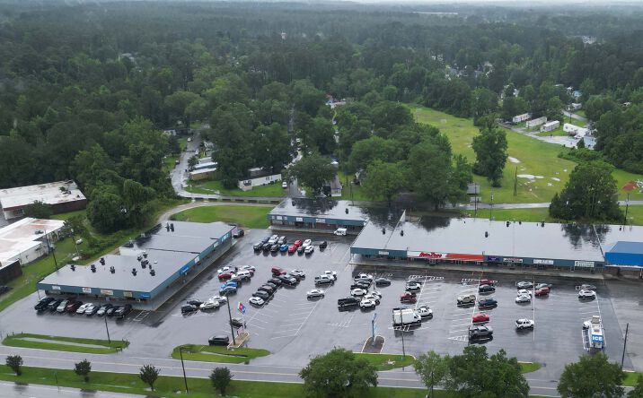 Pictures of Retail property located at 243 West Main Street, Havelock, NC 28532 for sales - image #1