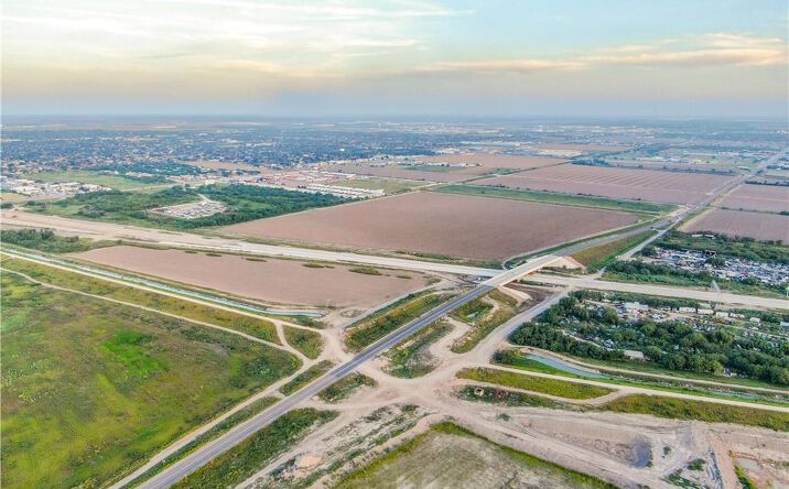 Pictures of Land property located at 000000 S Mccoll Road, McAllen, TX 78501 for sales - image #1