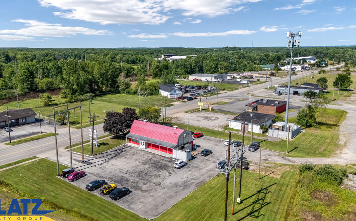Pictures of Retail property located at 2600 W Market St, Warren, OH 44485 for sales - image #1