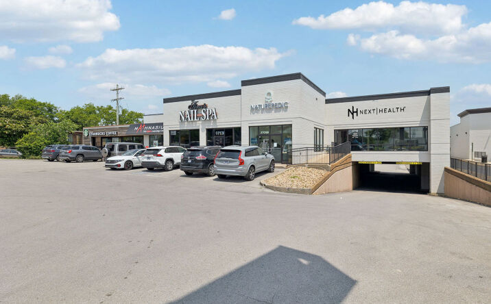 Pictures of Retail property located at 3706 Hillsboro Pike, Nashville, TN 37215 for sales - image #1