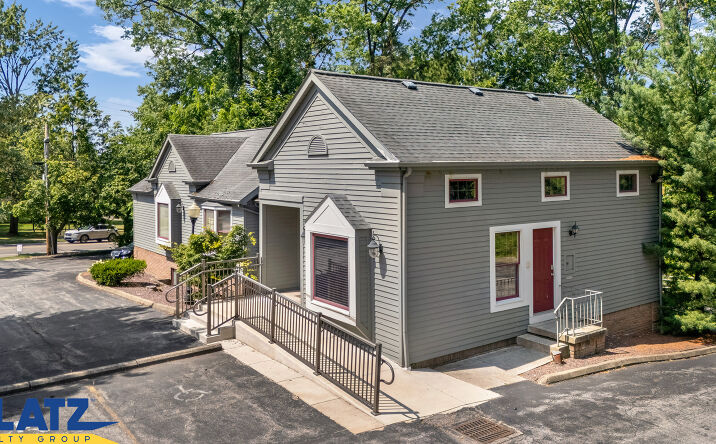 Pictures of Office property located at 8501 E Market St, Warren, OH 44484 for sales - image #1