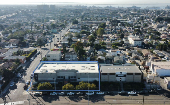 Pictures of Industrial property located at 3191 Commercial St, San Diego, CA 92113 for sales - image #1