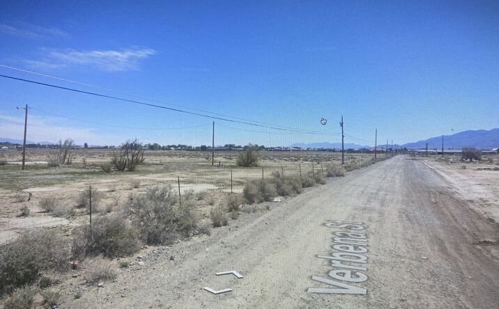 Pictures of Land property located at SWC of S David St and W Dutch Ford Rd, Pahrump, NV 89048 for sales - image #1