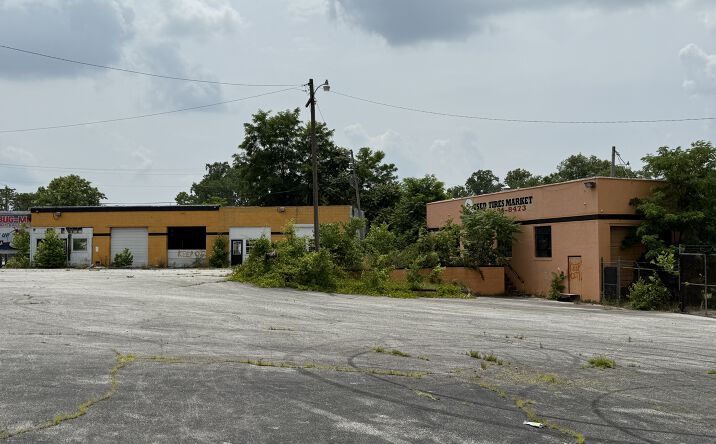 Pictures of Retail property located at 2245 Crain Hwy, Waldorf, MD 20601 for sales - image #1