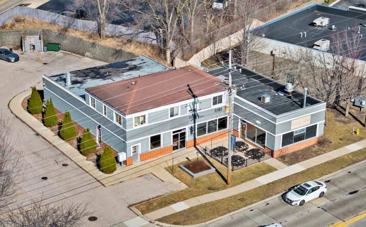Pictures of Mixed Use, Office, Multifamily, Retail property located at 700 Northwest Highway, Fox River Grove, IL 60021 for sales - image #1
