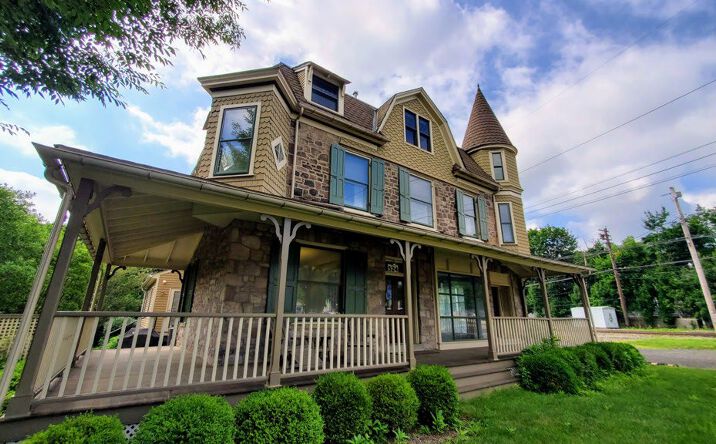 Pictures of Multifamily, Office, Retail property located at 524 Plymouth Road, Gwynedd Valley, PA 19437 for sales - image #1