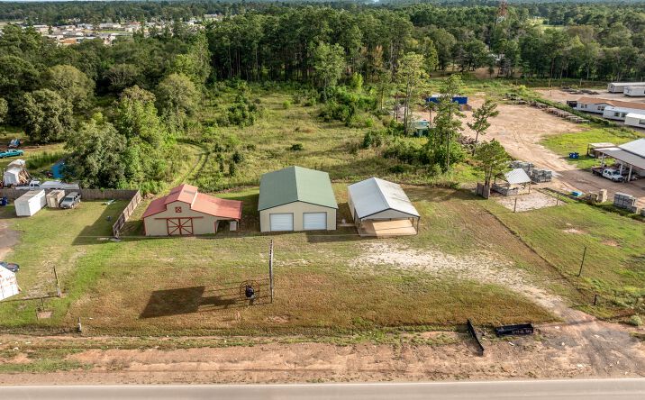 Pictures of Land property located at 17540 TX-105, Conroe, TX 77306 for sales - image #1