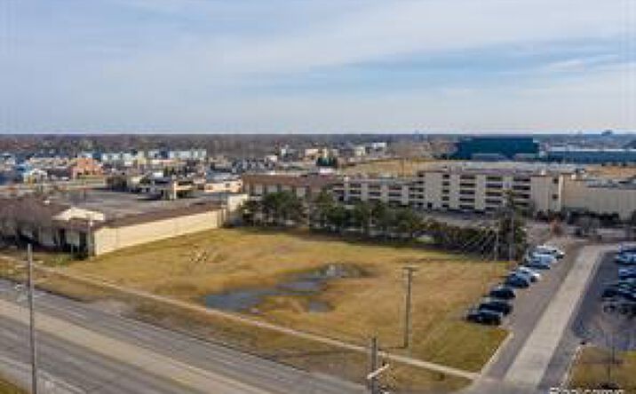Pictures of Land property located at 7700 15 Mile Rd, Sterling Heights, MI 48312 for sales - image #1