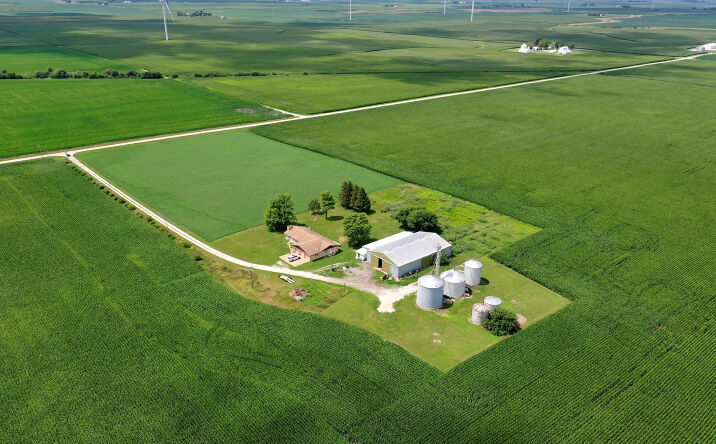 Pictures of Business for Sale, Retail, Industrial property located at 3740 N 1300 East Road, Kempton, IL 60946 for sales - image #1