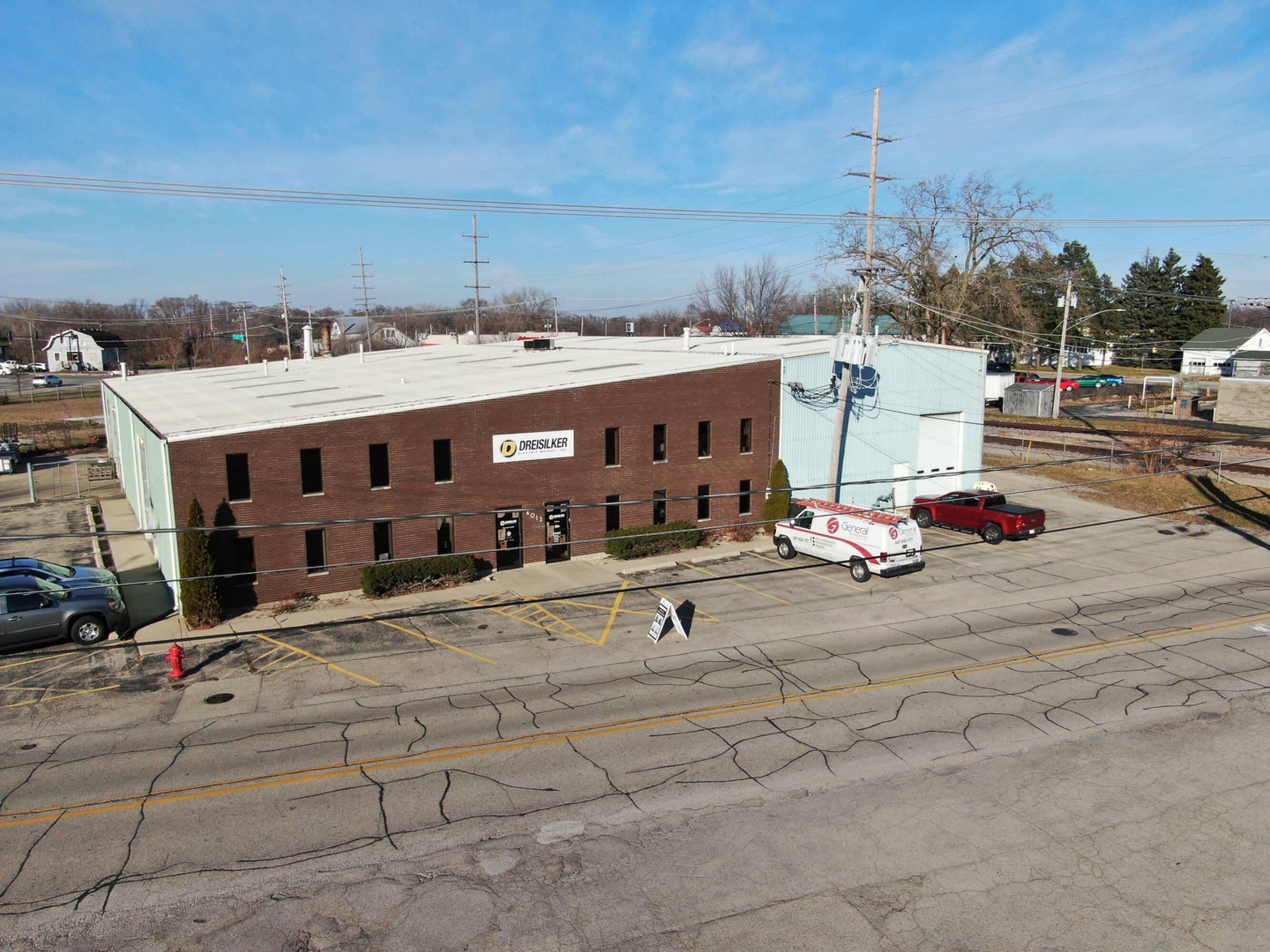 4012 Main St, McHenry, IL 60050