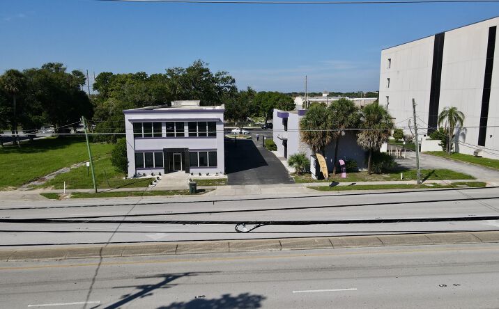 Pictures of Office property located at 240 N Ridgewood Ave, Daytona Beach, FL 32114 for sales - image #1