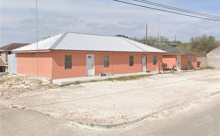 Pictures of Multifamily property located at 5497 E Guerra Street, Rio Grande City, TX 78582 for sales - image #1