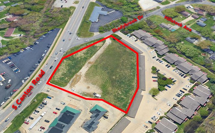 Pictures of Land property located at 758 Canton Rd, Akron, OH 44312 for sales - image #1